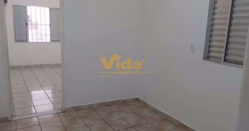 Casa com 2 quartos para alugar no Km 18, Osasco 
