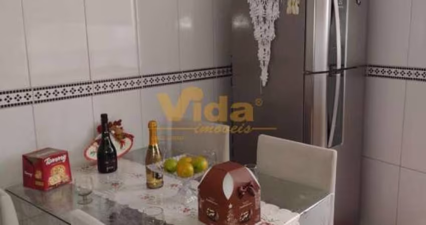 Sobrado em Jardim Bom Pastor - Carapicuíba, SP