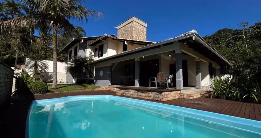 Casa com 4 quartos à venda no Costa e Silva, Joinville 