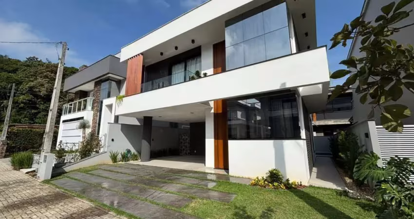 Casa em condomínio fechado com 5 quartos à venda na Vila Nova, Joinville 