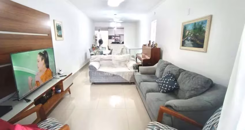 Casa sobreposta alta na ponta da praia em santos/sp