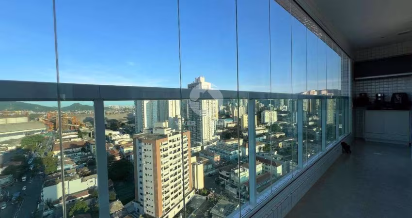 Apartamento 2 dormitorios, 1 suíte, 1 vaga demarcada.