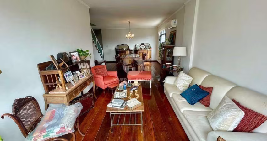 Belíssima Cobertura Duplex -À Venda – 254 m² - 300 m da Praia – Embaré – Santos SP