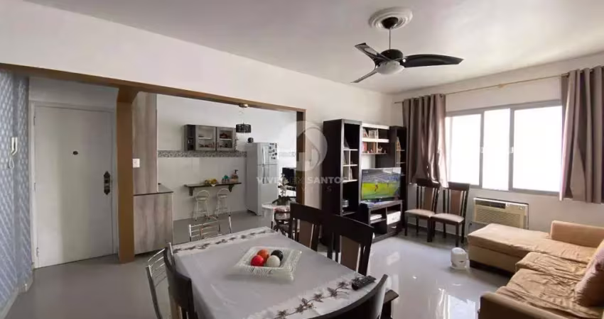 Apartamento de 2 dormitórios (1 suíte) próximo à praia e com vaga demarcada