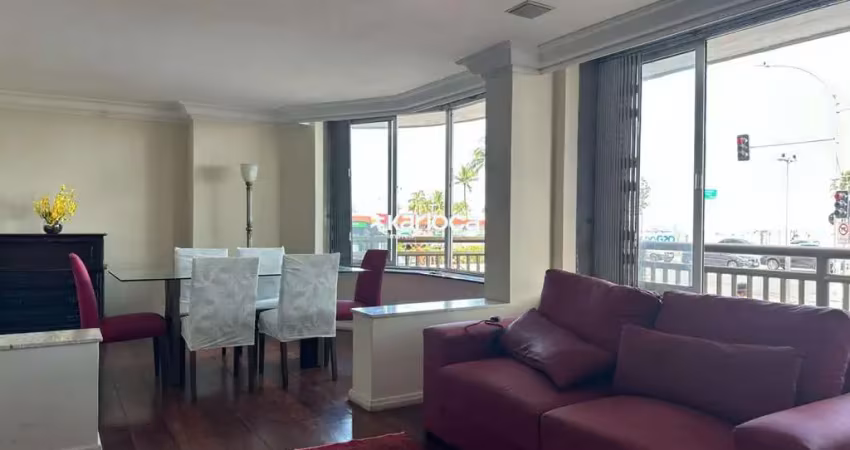 Apartamento lindo super bem localizado e com o pé na praia.