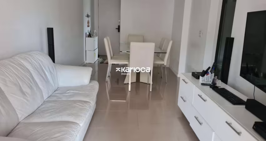 Apartamento para locação 03 quartos mobiliado na Estrada Coronel Pedro Correia, Jacarepaguá - RJ