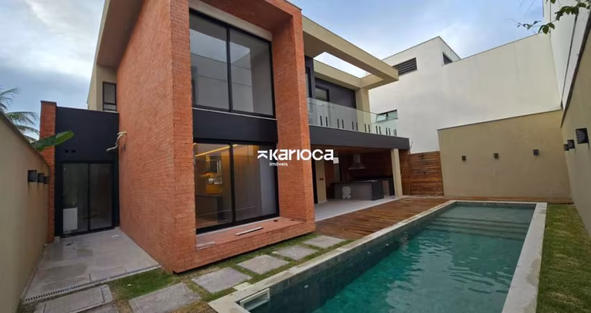 Casa de Luxo com 5 Suítes no Condomínio Barra de Itaúna