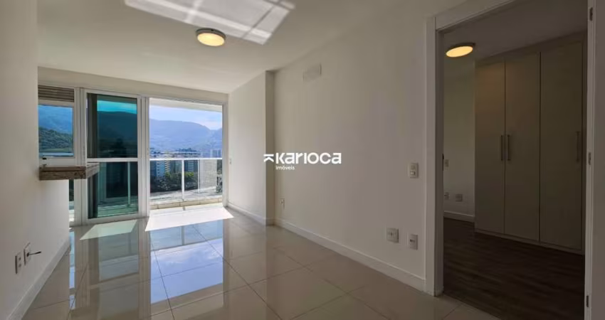 Apartamento para alugar com 79m², 2 suítes com armário e 1 vaga de garagem.