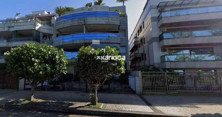 Apartamento de frente para o mar na av. lúcio costa - 184m² mobiliado - 3 quartos (1 suíte) - 3 vagas