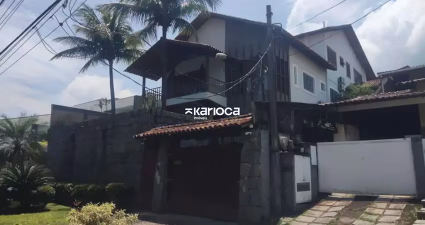 Vendo casa duplex no condomínio bosque dos esquilos