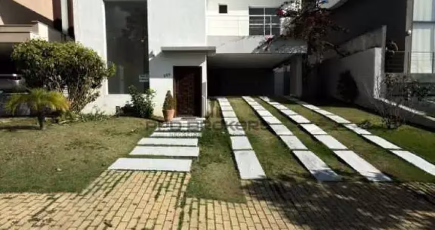 Casa no condomínio Alphaville Burle Marx - Estuda permuta por apartamento
