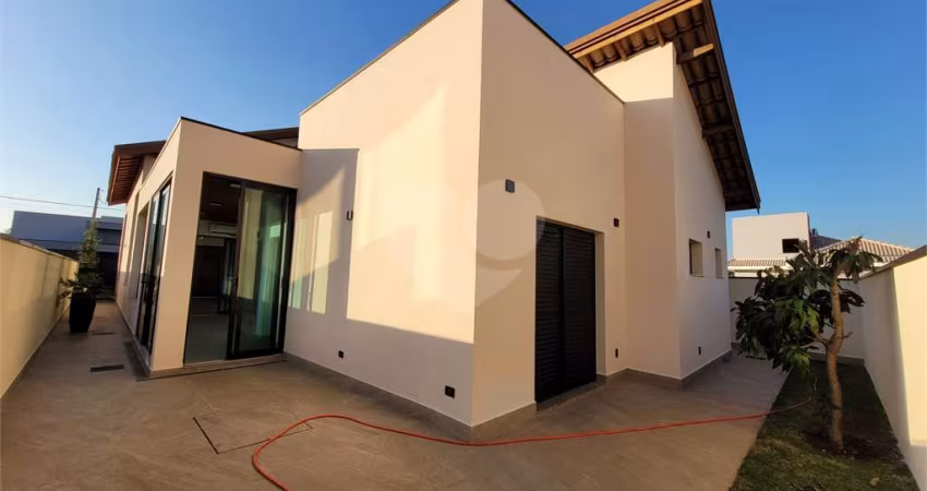 Condomínio com 3 quartos à venda ou para locação em Residencial Saint Paul - SP