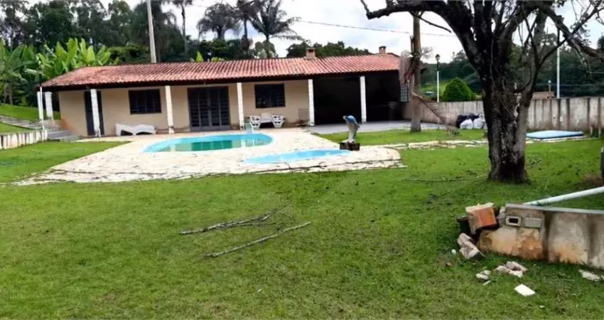 Chácara à venda com 3 quartos, sendo 1 suíte, em cristal, mairinque - sp