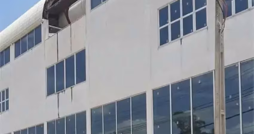 Casa à venda na Avenida Tiradentes, Parque Industrial, Itu
