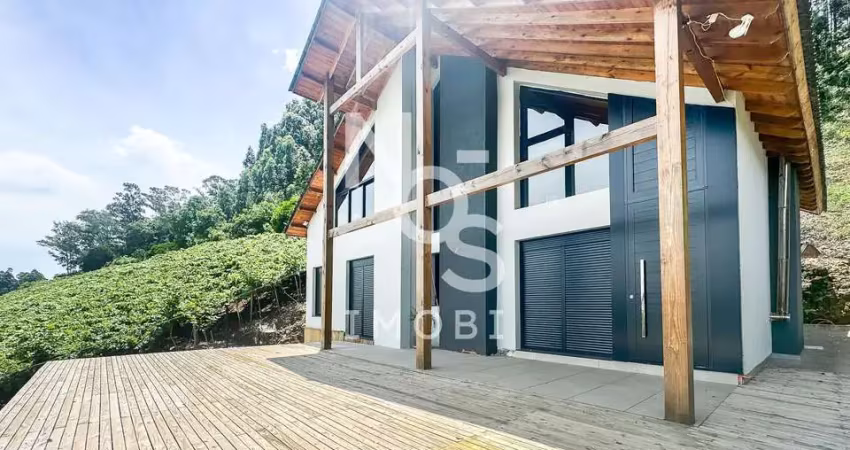 Casa com 03 dormitórios no distrito de otávio rocha em flores da cunha