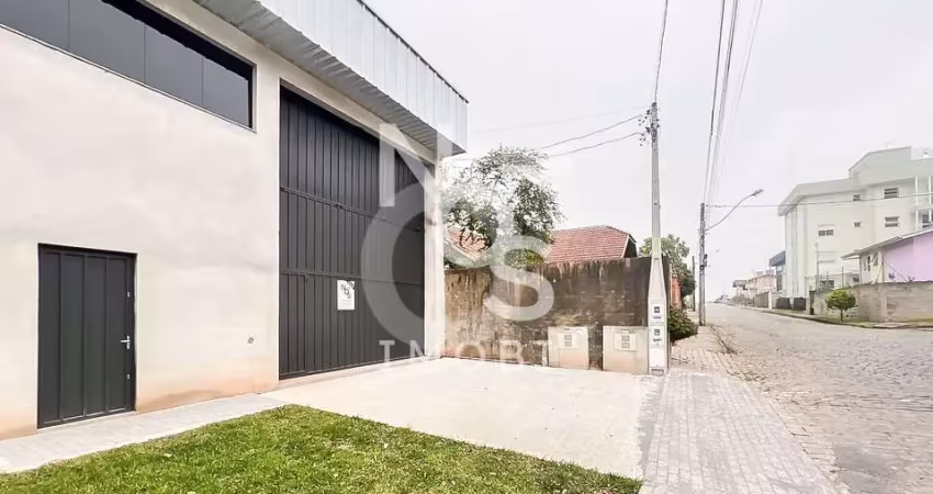 Pavilhão novo no bairro são josé em flores da cunha com fácil acesso