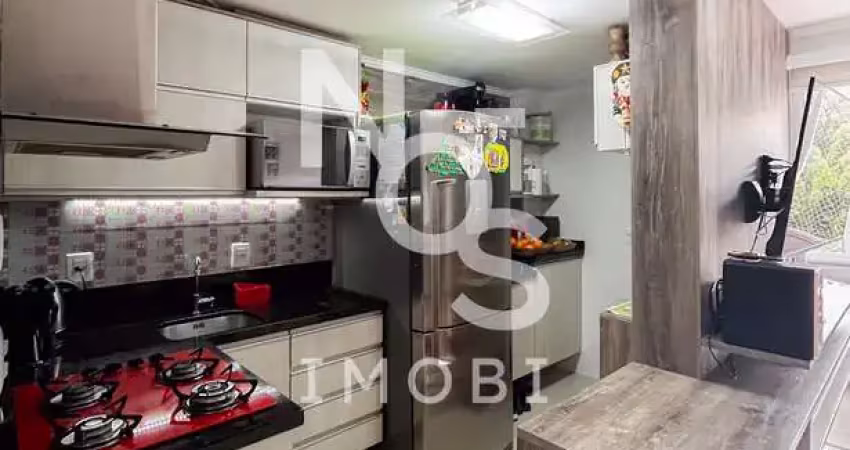 Apartamento de 02 dormitórios localizado no bairro petrópolis
