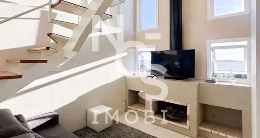 Apartamento duplex localizado no bairro santa lúcia em caxias do sul
