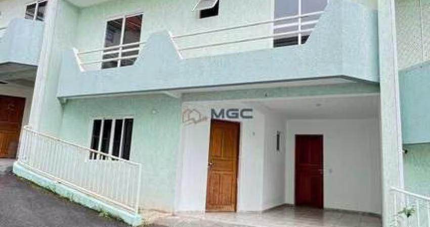 Sobrado em Condomínio Xaxim, Curitiba/PR aceita financiamento