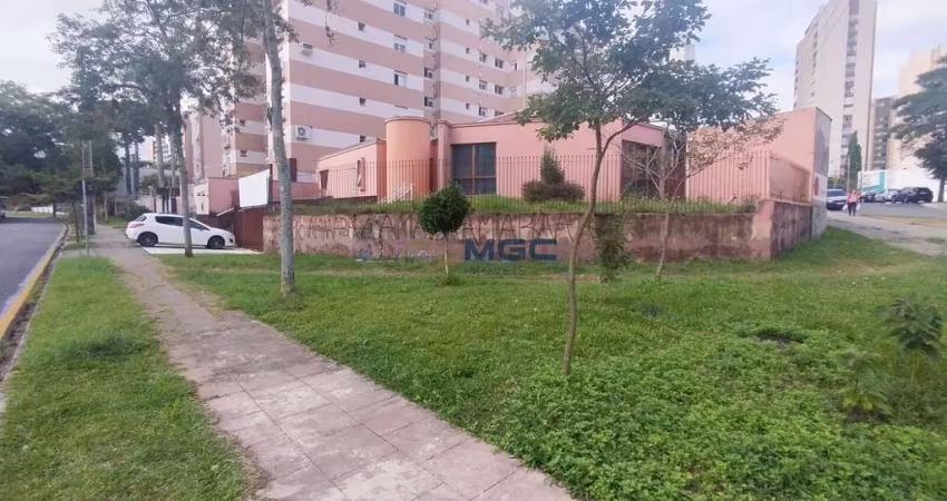 Casa Alvenaria em Água Verde, Curitiba/PR