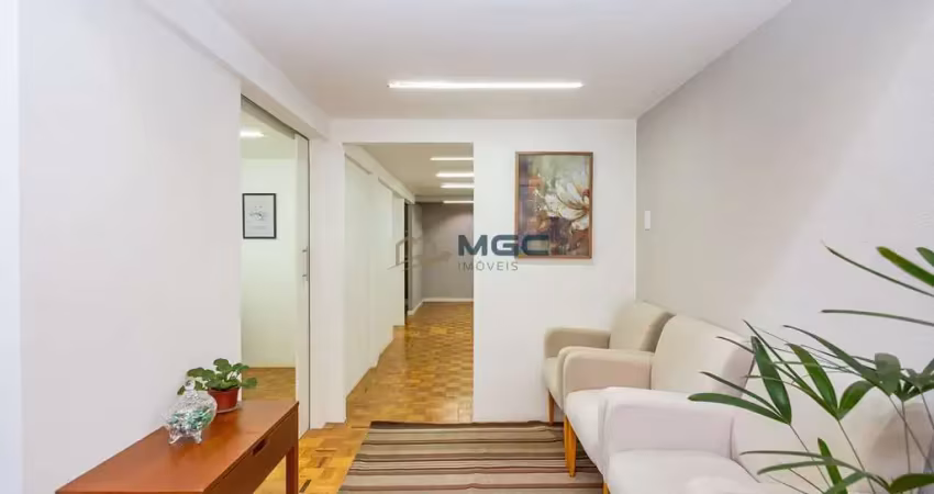 Loja comercial elegante e pronta para atender seus clientes