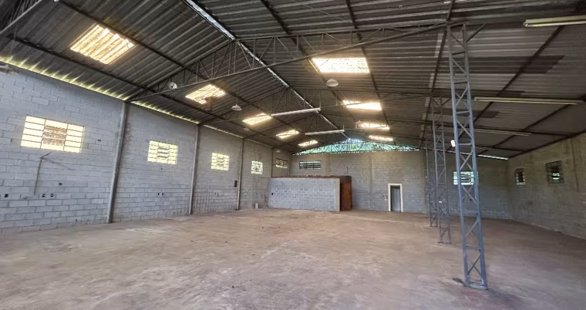 Galpão para locação 430m2 Bairro Guaxinduva Atibaia sp