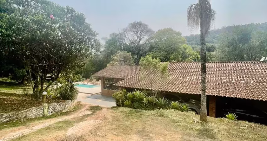 Linda chácara a venda 2.612 m2 em bairro do rosario - atibaia -sp