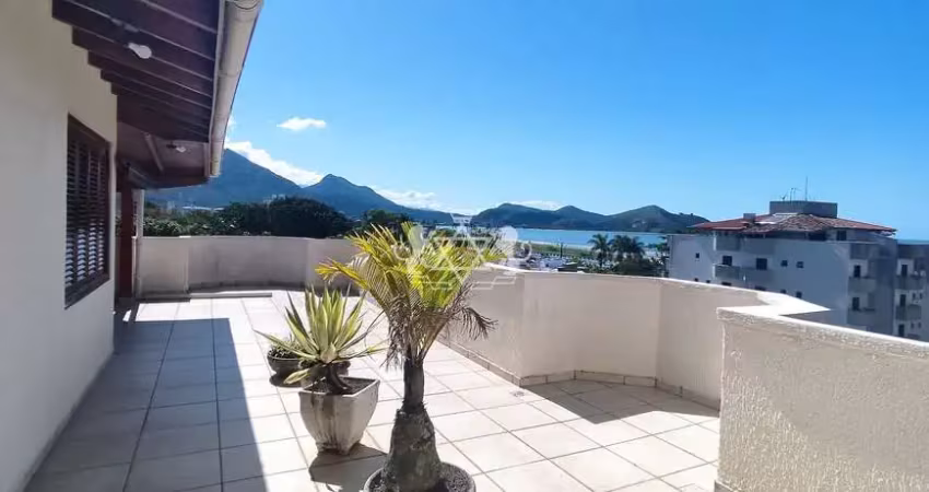 Cobertura a uma quadra da praia à venda, na praia do indaiá, em caraguatatuba, litoral norte de são