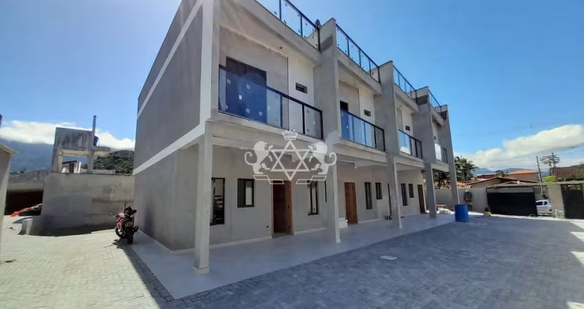 TRIPLEX EM CONDOMINIO FECHADO, 100M DA PRAIA DO MASSAGUAÇU, CARAGUATATUBA/ SP, VISTA PARA O MAR, UN