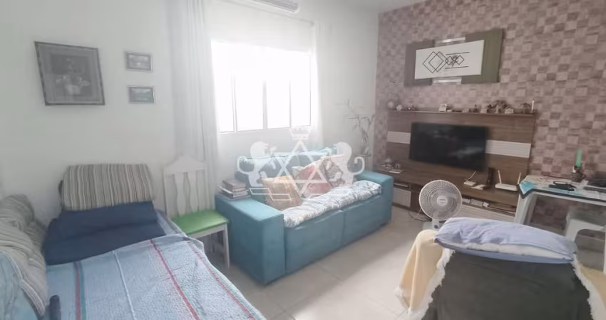 Casa residencial com 2 dormitórios à venda no bairro Golfinhos, em Caraguatatuba, Litoral Norte de