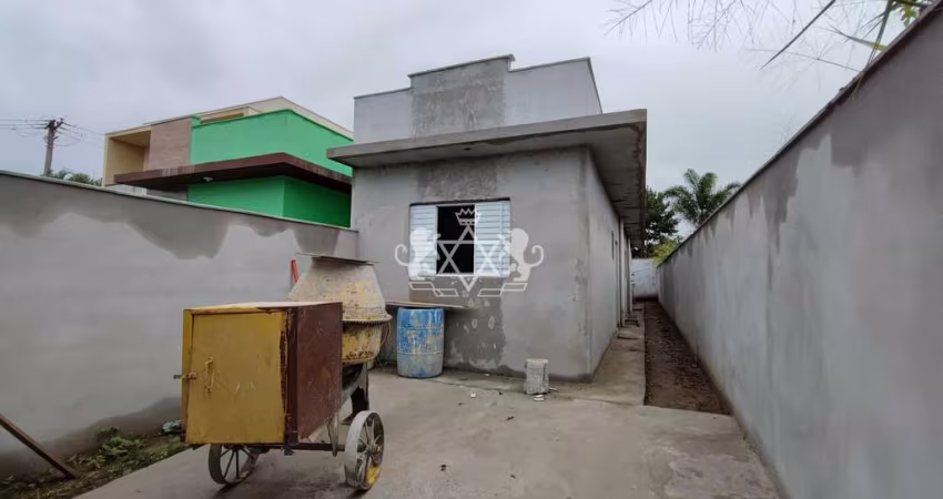 Casa NOVA 02 DORMITÓRIOS (sendo 01 suíte) à VENDA, Jardim das Palmeiras, Caraguatatuba, SP - 135m²