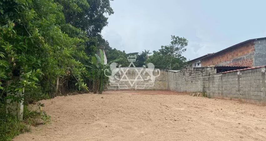 Oportunidade de Terreno à venda em excelente localização e pronto para construir. Na Martim de Sá,