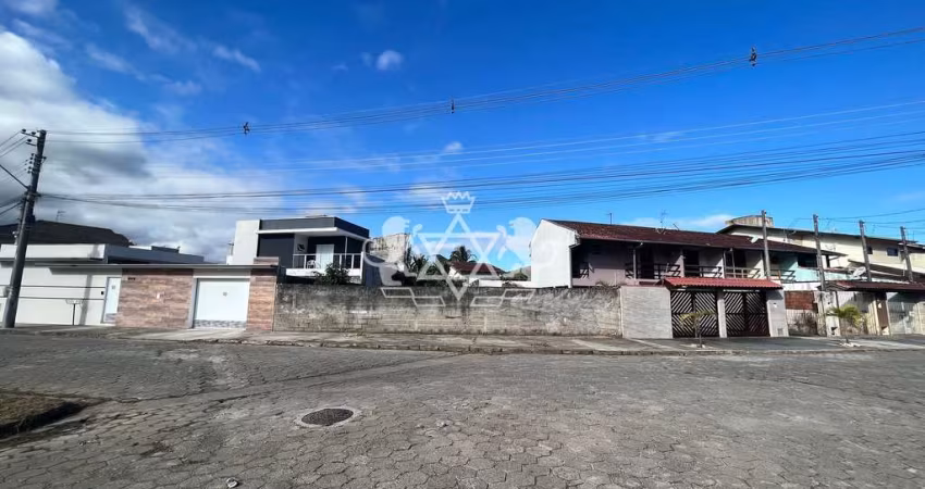 Terreno à venda, 358m², próximo ao parcão, praia Martim de Sá, Caraguatatuba, SP