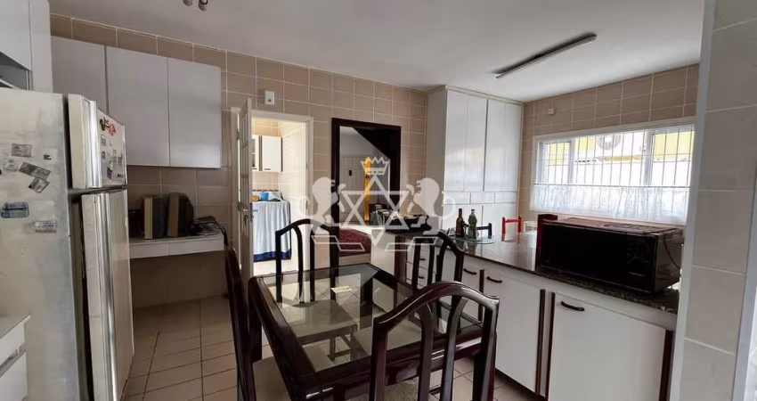 Casa à venda, 250 mts da Martim de Sá, Caraguatatuba, SP