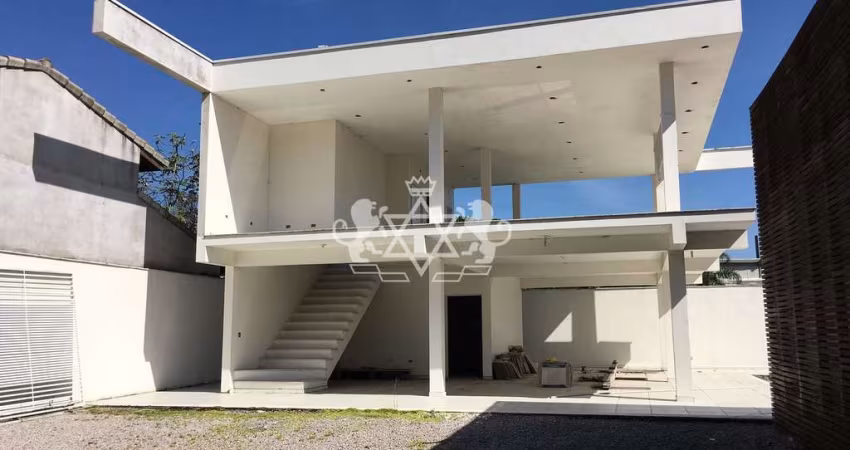 Imóvel (Loja) comercial com 02 pavimentos à VENDA - 220m² AC - Terreno 450m² - Canto do Mar, divisa
