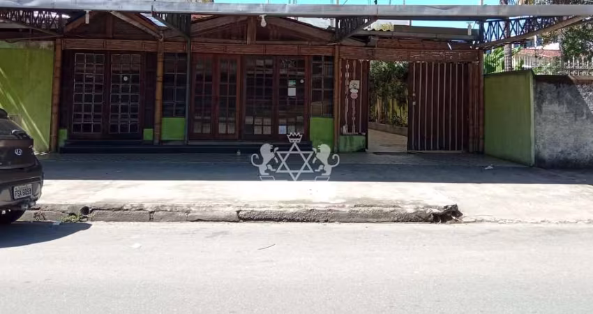 Prédio comercial à venda, excelente localização, medindo 300 metros sendo 10x30, Jardim Primavera,