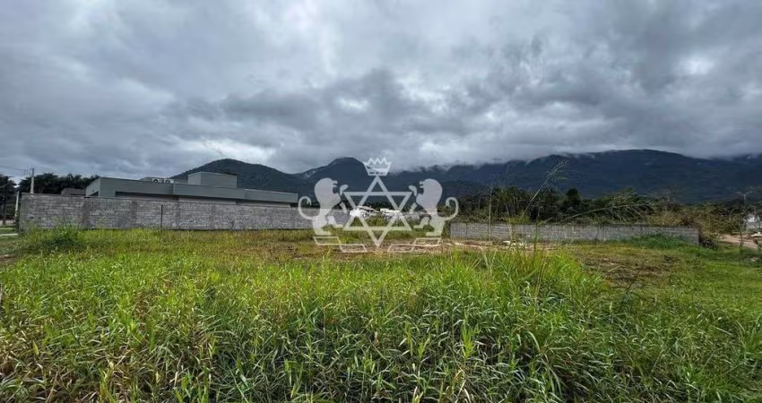 Terreno de  Esquina a Venda, ATERRADO bem localizado com 460M² , 'ACEITA FINANCIAMIENTO BANCÁRIO'