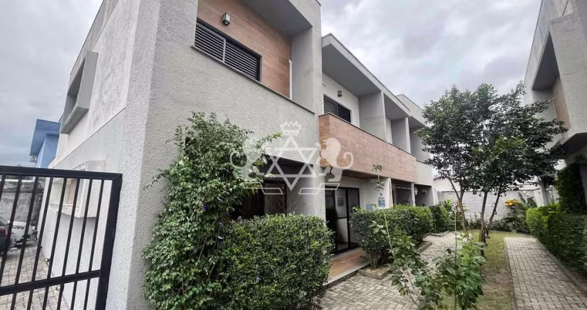 Sobrado 2 Dorm à Venda, Pontal de Santa Marina, Caraguatatuba, SP