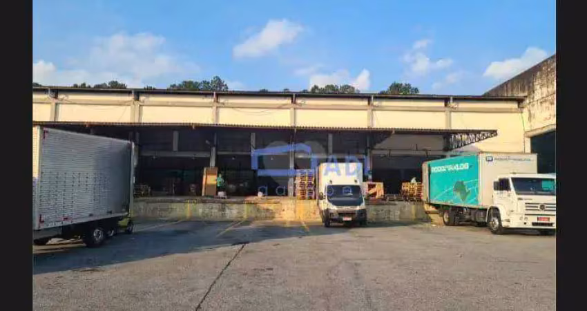 Galpão logístico 3.800 m² – 17 docas – osasco – anhanguera