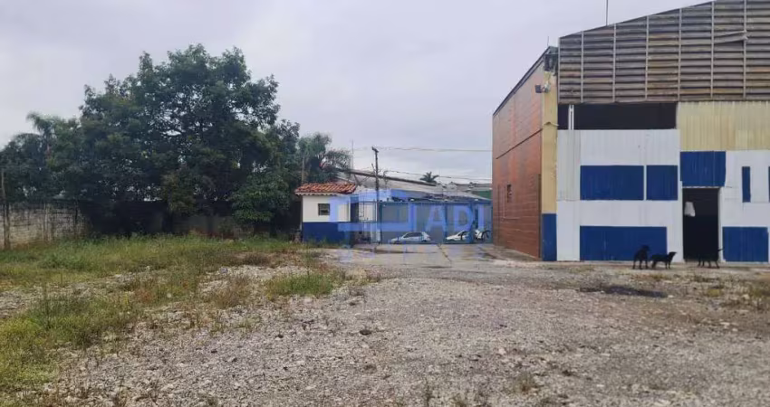 Terreno industrial 8.000 m² - prédio de 500 m² – fazendinha – santana de parnaíba