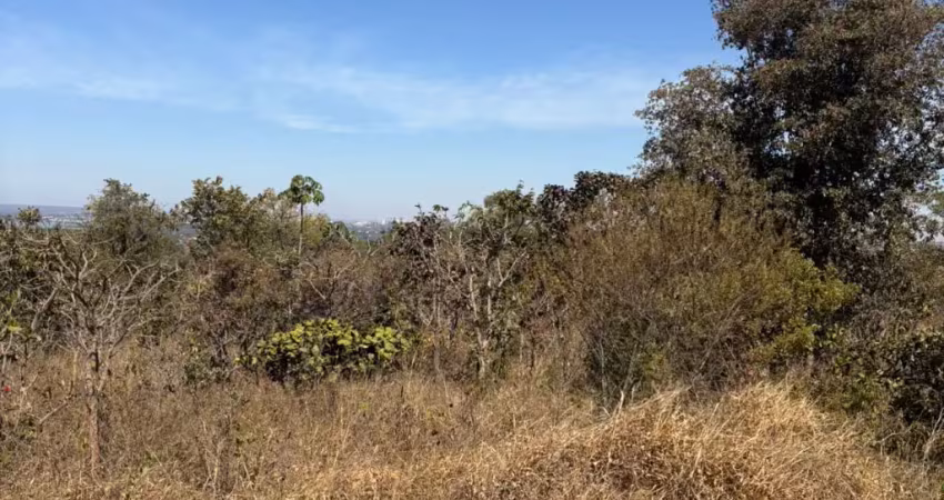 Lote no condomínio privê ii lago norte - com vista para o lago
