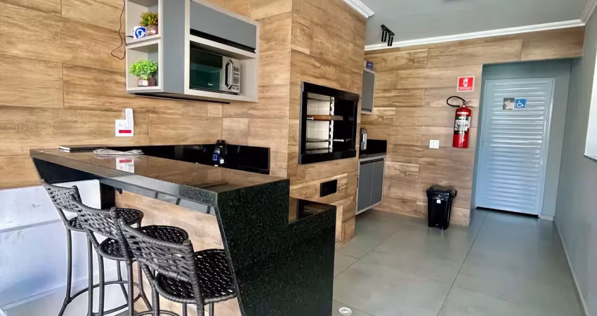 Vende-se sobrado em condomínio fechado - 2 dormitórios, 1 vaga