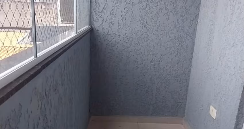 Apartamento de 67 metros, próximo ao metro Guilhermina