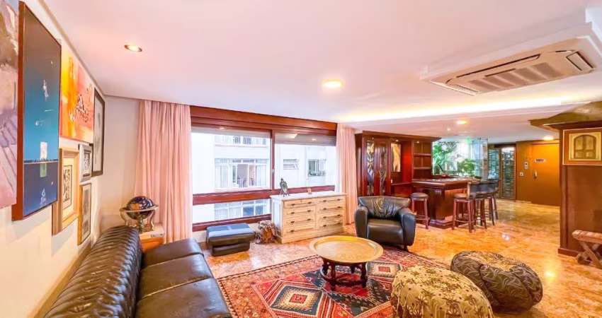 Apartamento para venda  no Bairro Moinhos de Vento em Porto Alegre