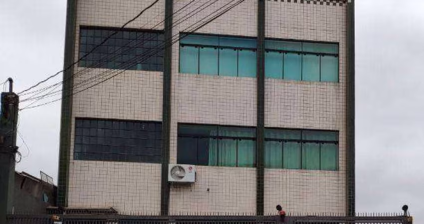 Prédio Comercial (500m²) 6 Banheiros, 8 Vagas. Próximo da estação Alto do Ipiranga