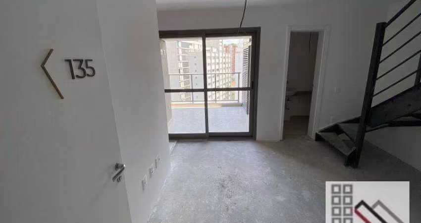 APTO DUPLEX 1 DORMITÓRIO (62m²), 1 SUÍTE, SACADA, 1 VAGA. AO LADO DA ESTAÇÃO OSCAR FREIRE DO METRÔ
