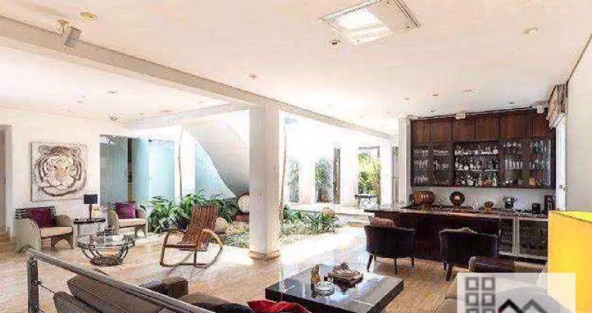 Casa de Alto padrão em Condomínio 5 Dormitórios (551,990m²), 4 Suítes, 6 Vagas. Próximo do Boavista Shopping