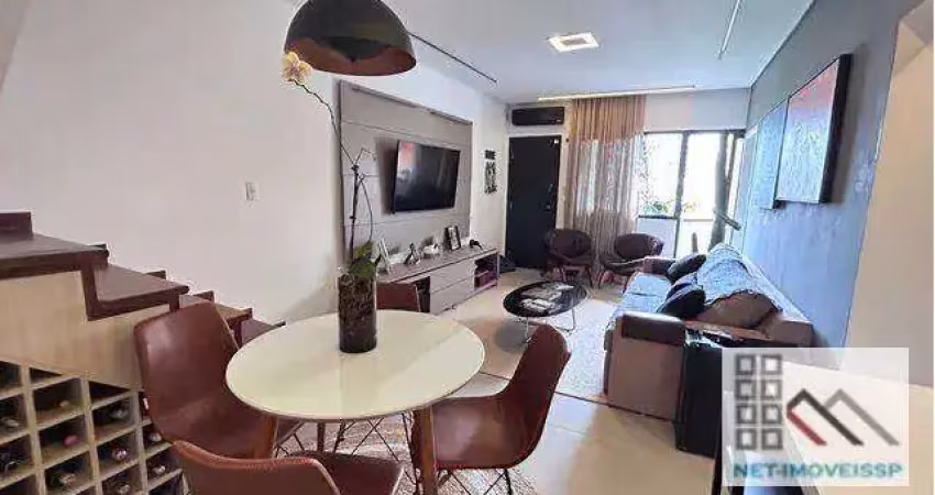 COBERTURA DUPLEX 2 DORMITÓRIOS (128m²), 2 SUÍTES, MOBILIADA, 1 VAGA. NO CENTRO DE ALPHAVILLE