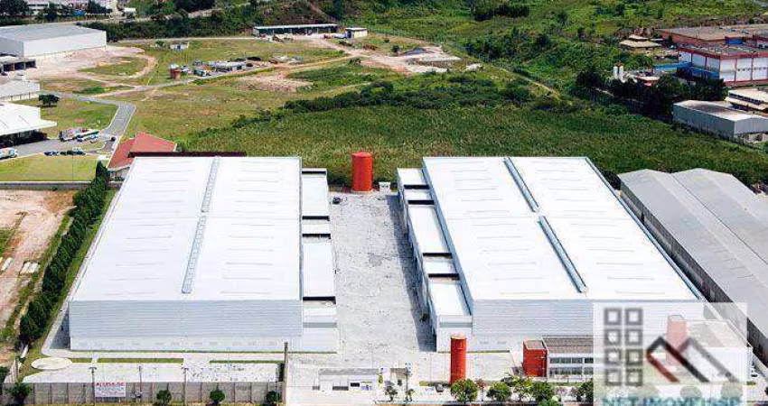 GALPÃO LOGÍSTICO (8.606m²), 6 BANHEIROS, 20 VAGAS. AO LADO DA RODOVIA BANDEIRANTES EM JUNDIAÍ