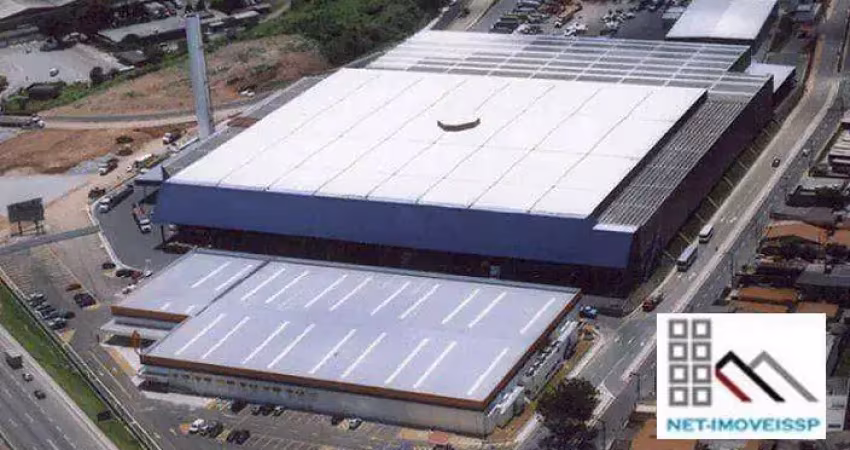 Galpão logístico (48.398,97m²), 12 banheiros, 64 vagas. é um dos maiores parques logísticos